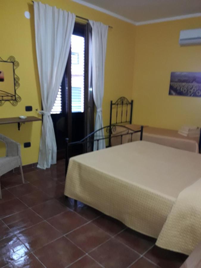 Bed and Breakfast Le Tre Caravelle Trabia Exterior foto