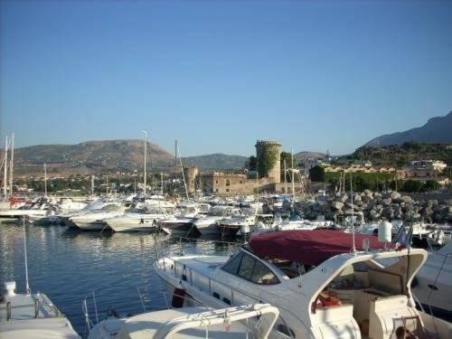 Bed and Breakfast Le Tre Caravelle Trabia Exterior foto
